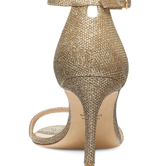 Stuart Weitztman NUNAKEDSTRAIGHT SANDAL with an adjustable ankle strap - Picture 3 of 6